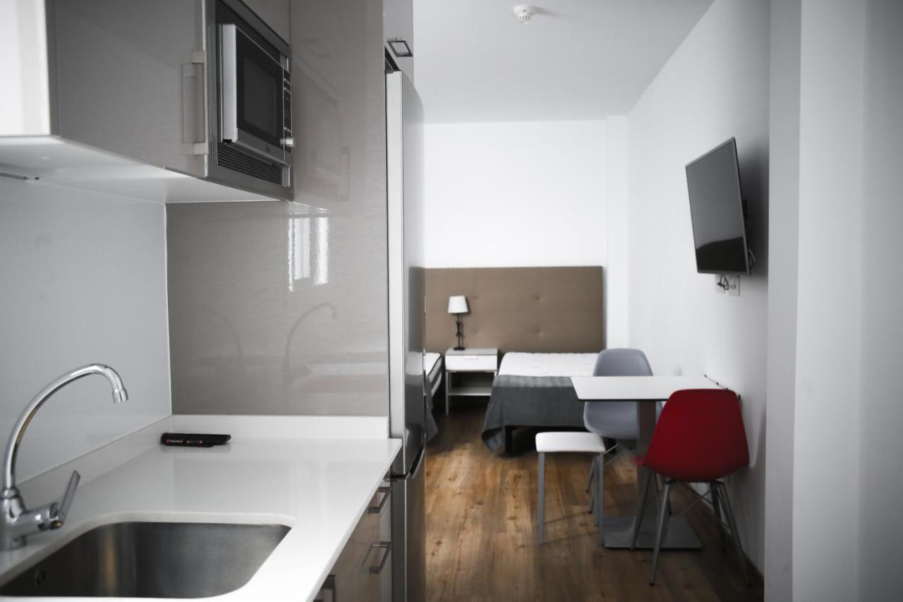 Studio Apartment,1056737290:JPEG
