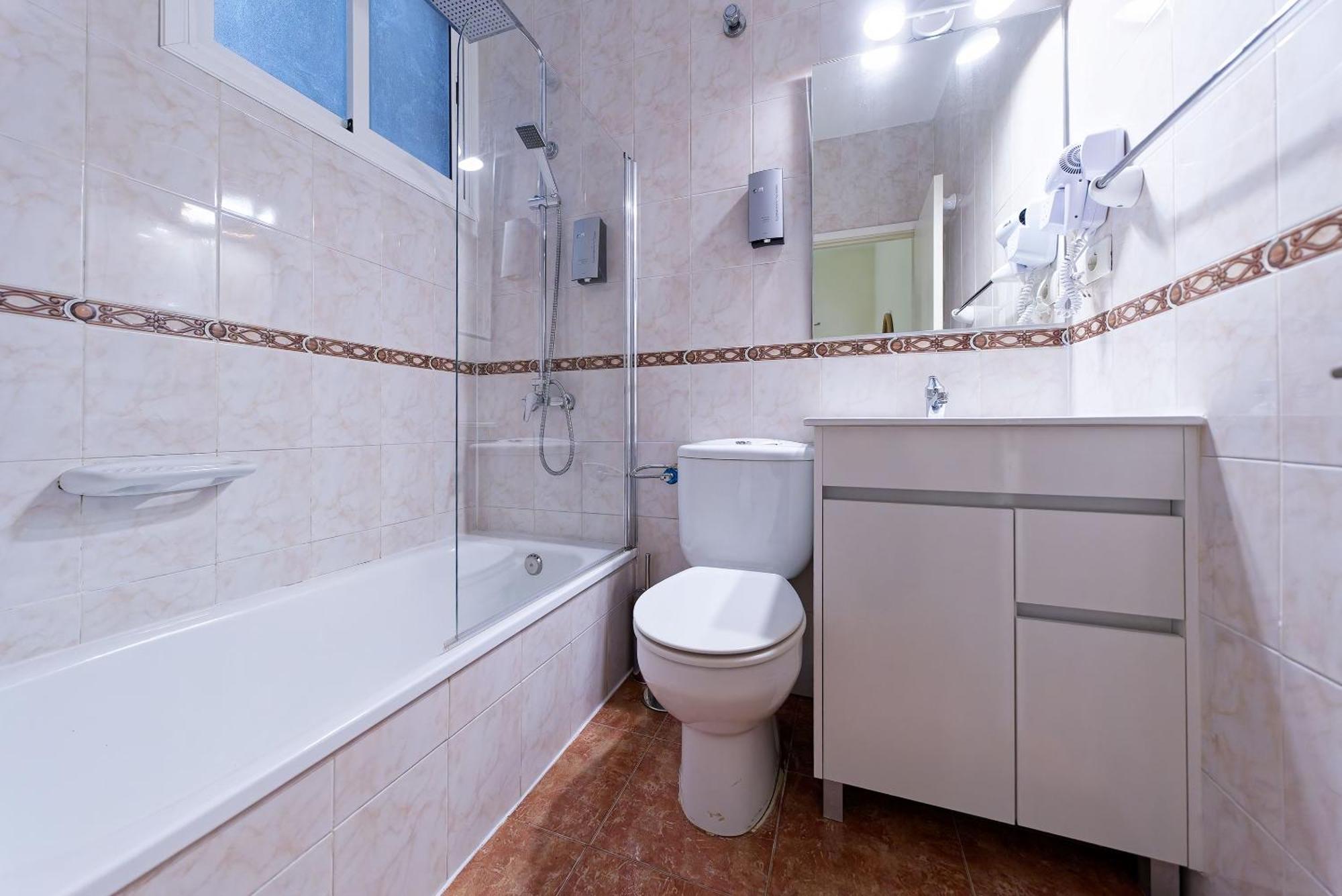 Double Room,1717038590:JPEG