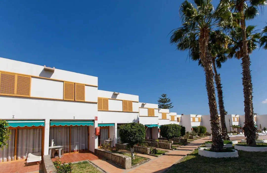 Las Brisas-1