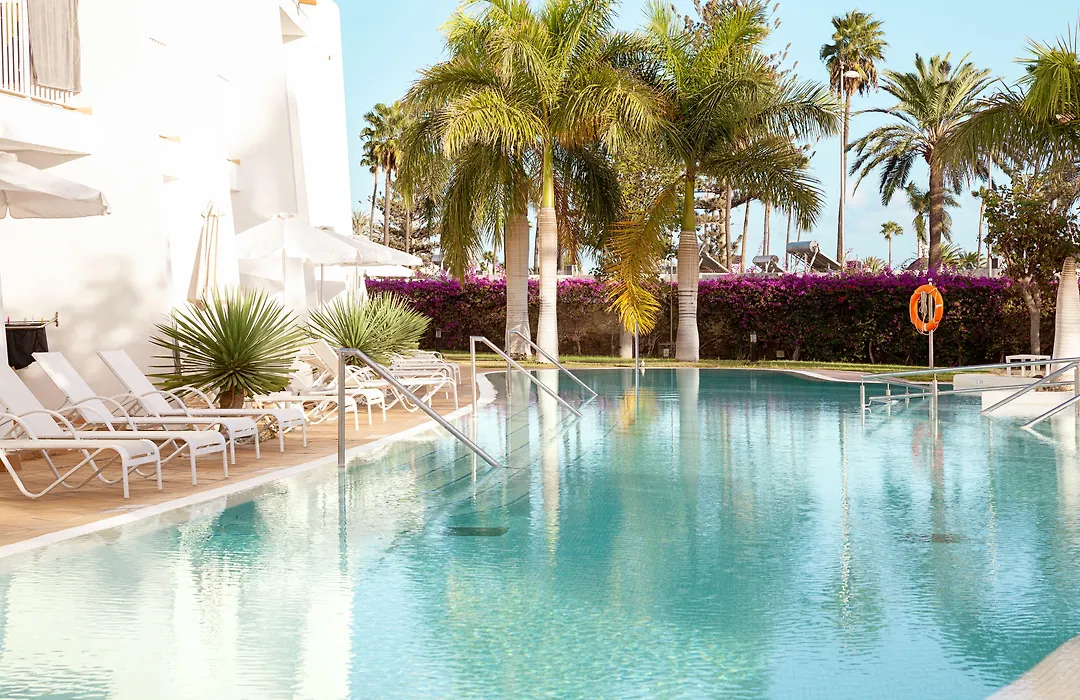 Sunprime Atlantic View Suite & Spa-1