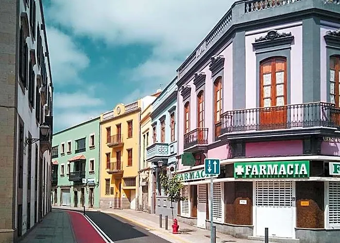 Columbus Apartments Co-Living Las Palmas